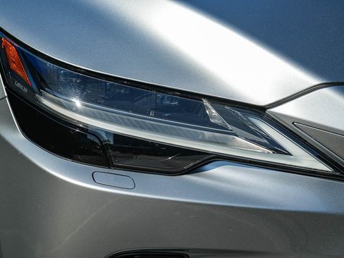 Used 2023 Lexus RX 350 FWD w/ Accessory Package (A2) image 8