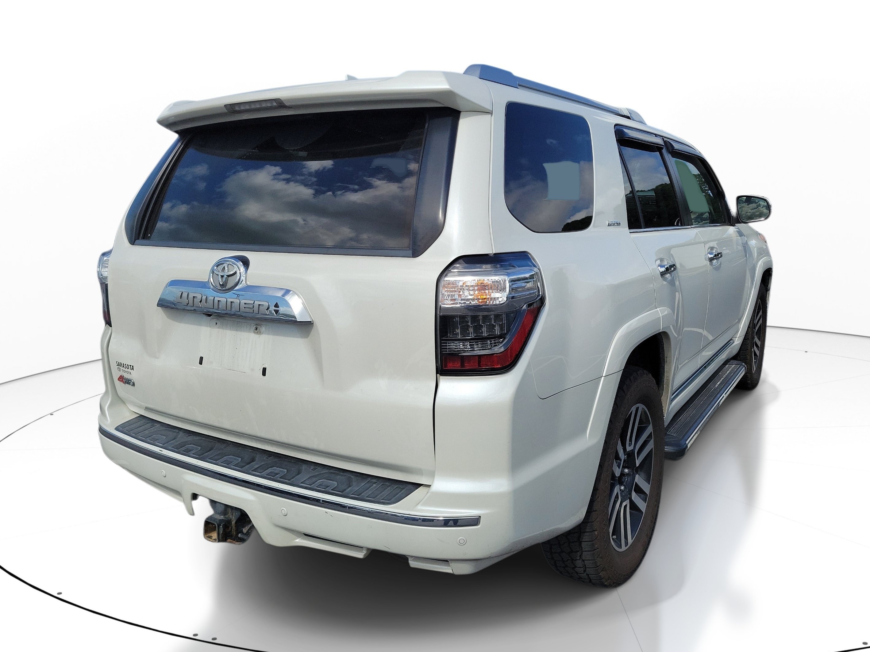 Used 2017 Toyota 4Runner Limited AWD/4WD image 8