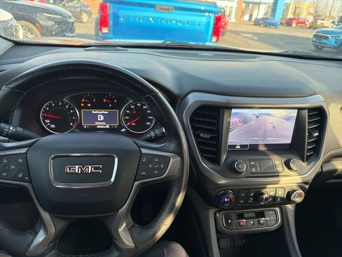 Used 2023 GMC Acadia AT4 w/ Preferred Package image 12