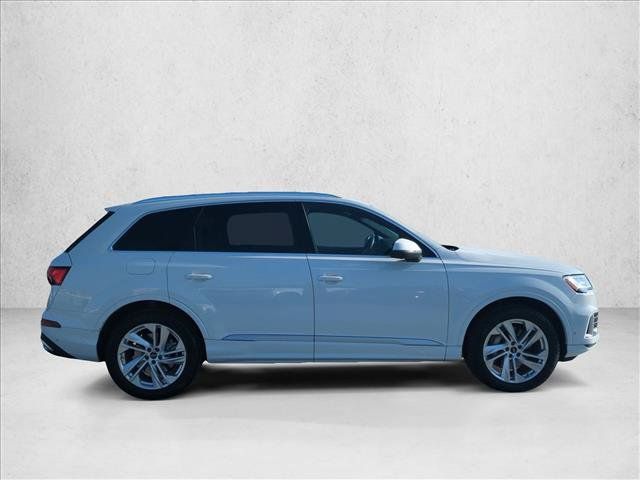 Used 2021 Audi Q7 2.0T Premium Plus w/ Executive Package AWD/4WD image 4