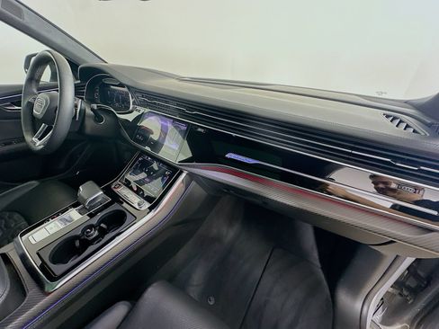 Used 2024 Audi RS Q8 AWD/4WD image 45