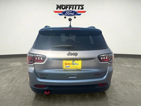 Used 2022 Jeep Compass Trailhawk w/ Trailhawk Convenience Group image 6