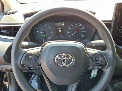 Used 2024 Toyota Corolla LE image 21