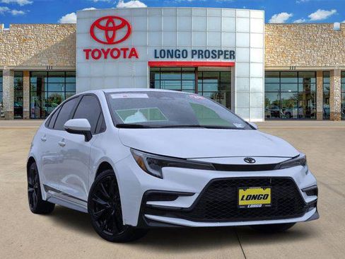 Certified 2024 Toyota Corolla SE FWD image 1