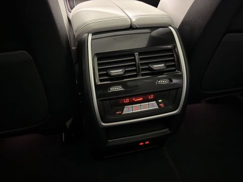 Used 2026 BMW X5 sDrive40i w/ Premium Package RWD image 30