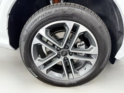 Certified 2025 Audi Q5 Premium Plus w/ Premium Plus AWD/4WD image 33