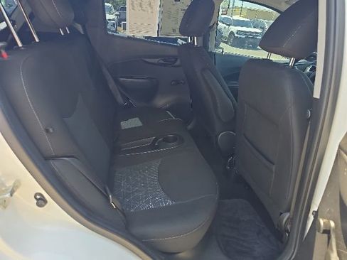 Used 2022 Chevrolet Spark LS FWD image 31