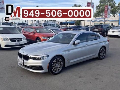 Used 2019 BMW 530e w/ Convenience Package RWD image 1