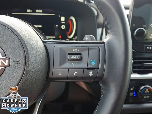 Used 2023 Nissan Pathfinder Platinum AWD/4WD image 25