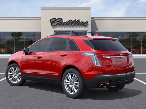 New 2026 Cadillac XT5 Sportv image 3
