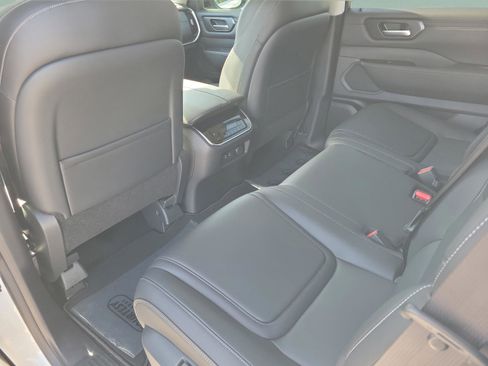 New 2026 Nissan Armada SV image 11