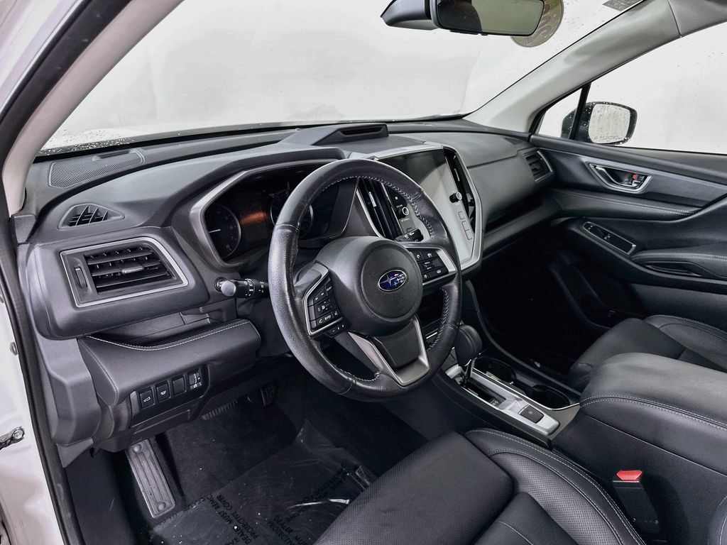 Used 2023 Subaru Ascent Limited w/ Technology Package AWD/4WD image 13