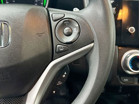 Used 2018 Honda Fit EX image 9