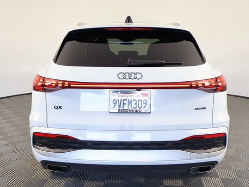 Used 2025 Audi Q5 Premium w/ Premium Plus AWD/4WD image 5