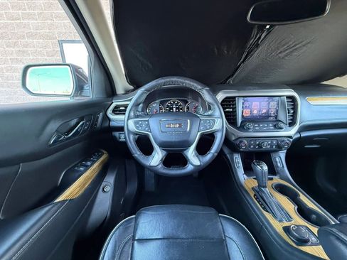 Used 2017 GMC Acadia Denali image 58