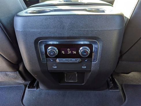 Used 2024 GMC Yukon AT4 w/ AT4 Premium Package image 17