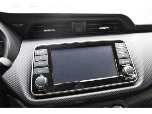 Used 2025 Nissan Kicks Play S image 42