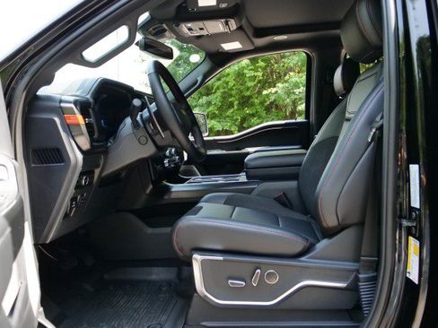 Used 2026 Ford F150 Raptor AWD/4WD image 32