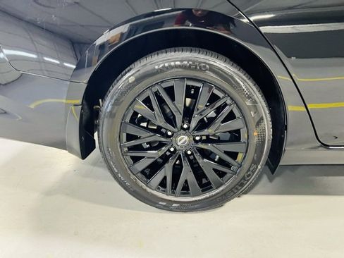 New 2025 Nissan Altima 2.5 SV w/ SV Special Edition Package image 11