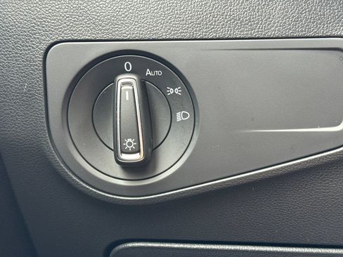 Used 2024 Volkswagen Tiguan Wolfsburg Edition FWD image 38