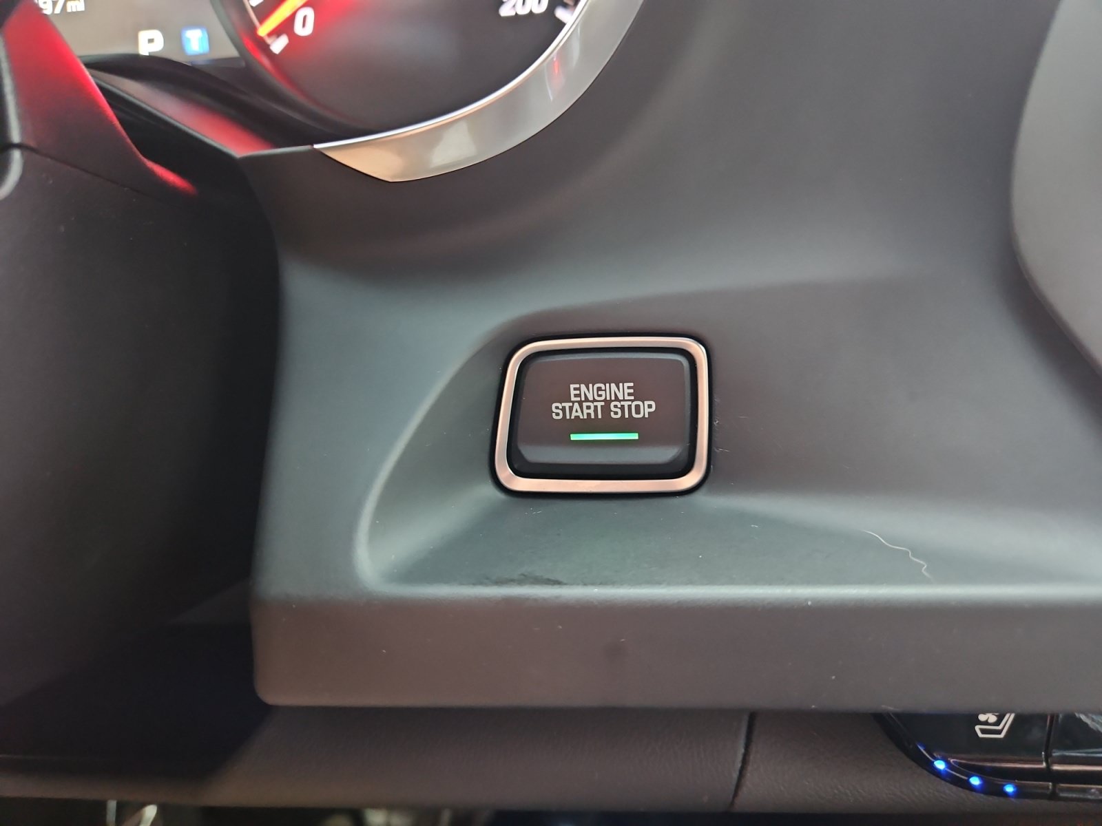 Used 2018 Chevrolet Camaro SS RWD image 19