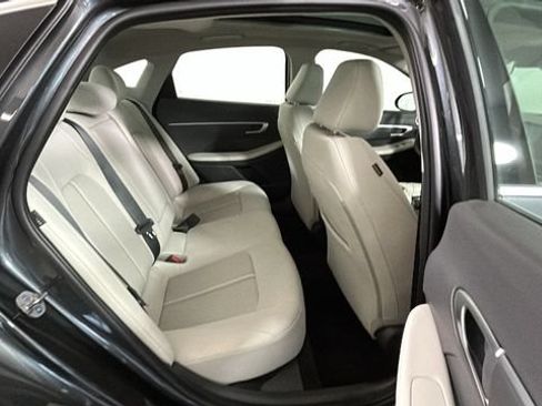 Certified 2025 Hyundai Sonata SEL FWD image 29