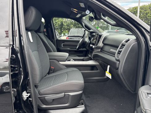 New 2025 RAM 2500 Big Horn image 9