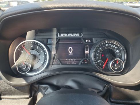 Used 2022 RAM 1500 Big Horn AWD/4WD image 15