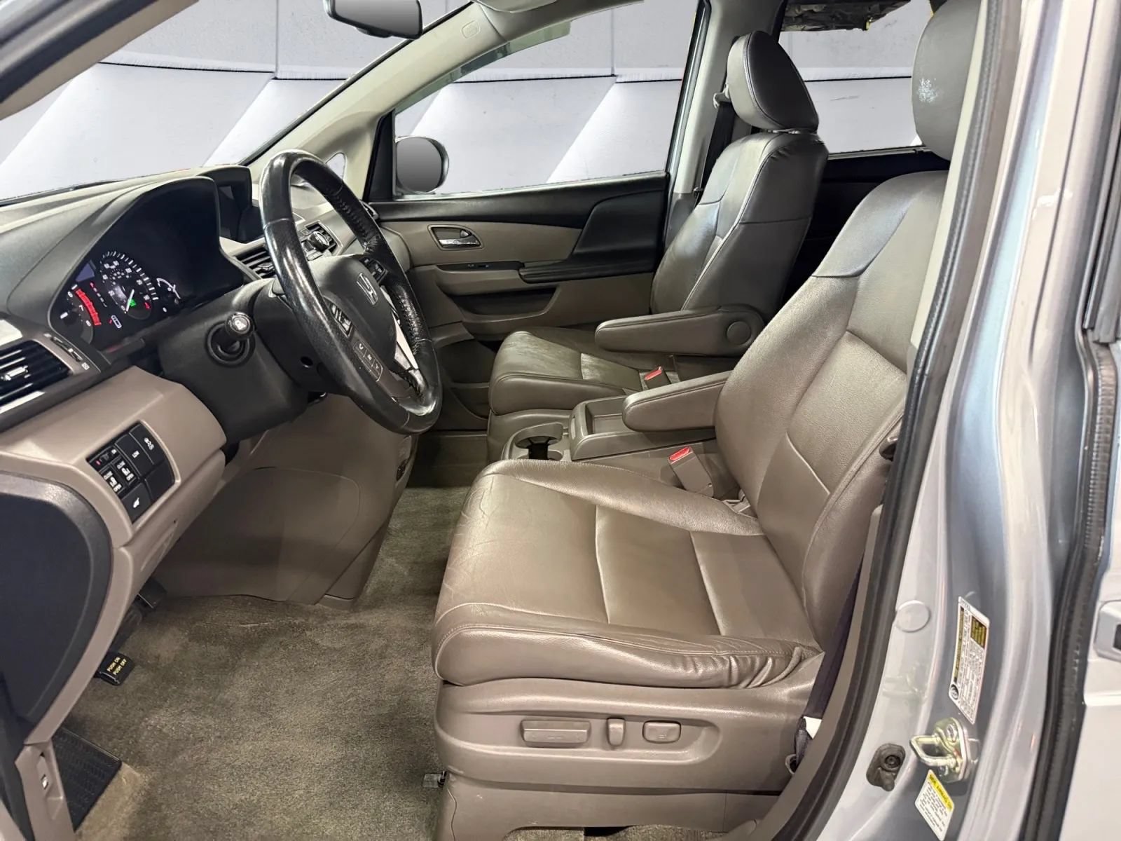 Used 2017 Honda Odyssey EX-L image 15
