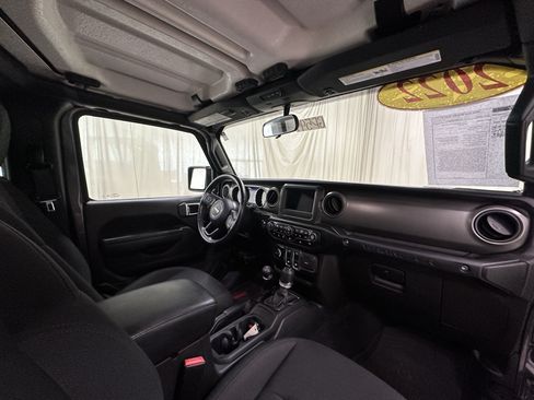 Used 2022 Jeep Wrangler Sport AWD/4WD image 16
