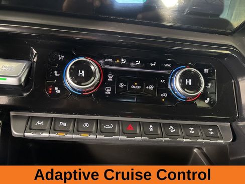 Used 2022 GMC Sierra 1500 AT4X image 18