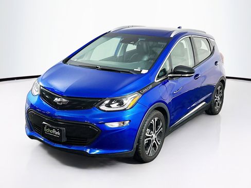 Used 2017 Chevrolet Bolt Premier w/ Driver Confidence II Package image 3