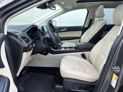 Certified 2024 Ford Edge Titanium w/ Equipment Group 301A AWD/4WD image 15