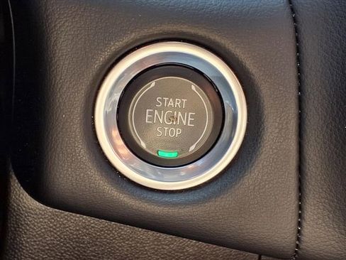 Used 2021 Chevrolet Tahoe Premier image 16