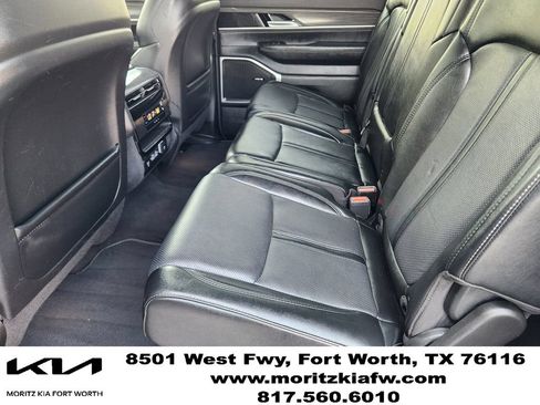 Used 2024 Jeep Wagoneer L Series II w/ Flexible Seating Group AWD/4WD image 28