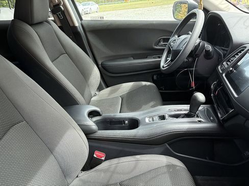Used 2021 Honda HR-V EX image 5