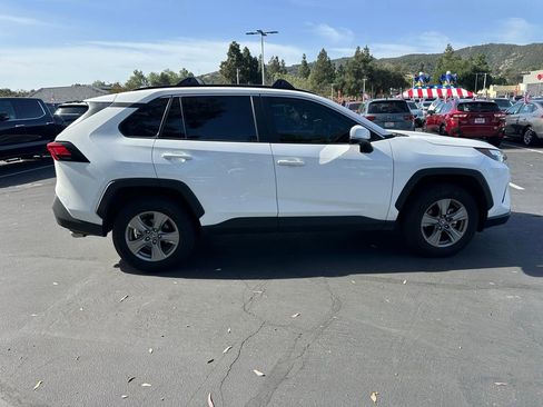 Used 2025 Toyota RAV4 XLE w/ Convenience Package image 4