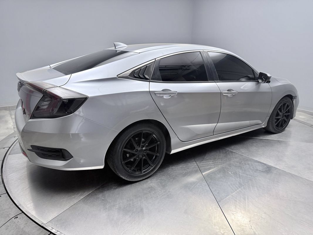 Used 2019 Honda Civic EX image 5