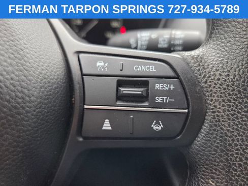 Used 2023 Honda HR-V LX image 31