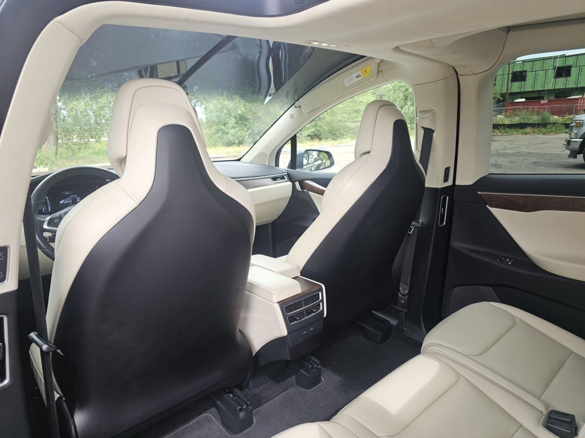 Used 2017 Tesla Model X 100D AWD/4WD image 27