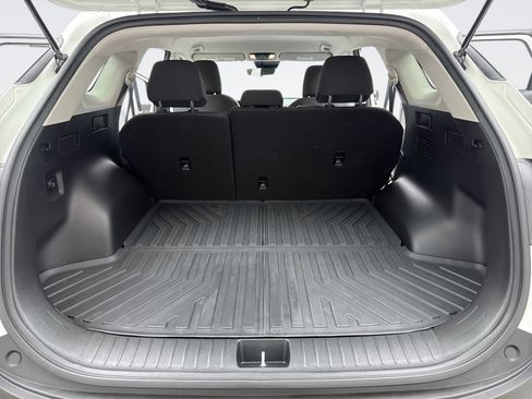 Used 2023 Kia Sportage LX image 19