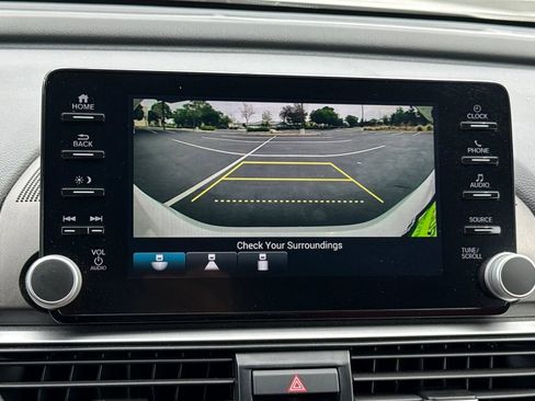Used 2020 Honda Accord Sport image 28