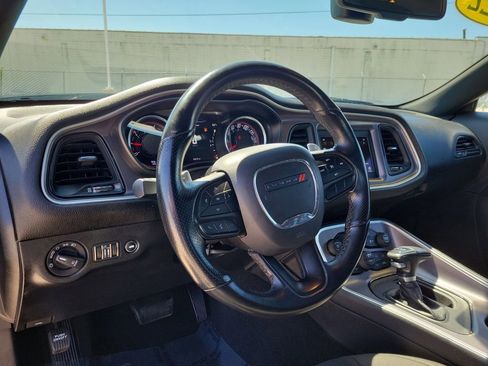 Used 2022 Dodge Challenger GT AWD/4WD image 16