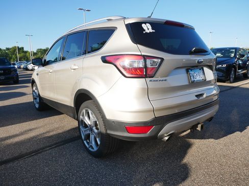 Used 2018 Ford Escape Titanium AWD/4WD image 5