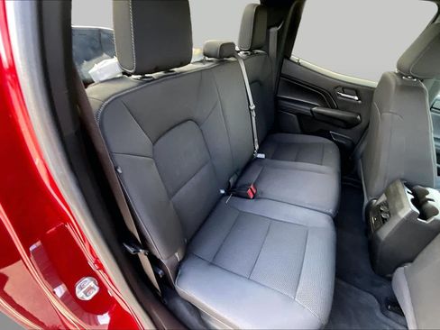 Used 2023 Chevrolet Colorado LT RWD image 16