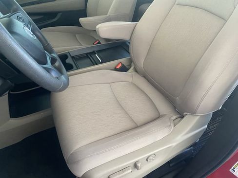 Certified 2024 Honda Odyssey EX image 19