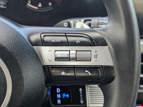 Used 2025 Hyundai Sonata SEL FWD image 23