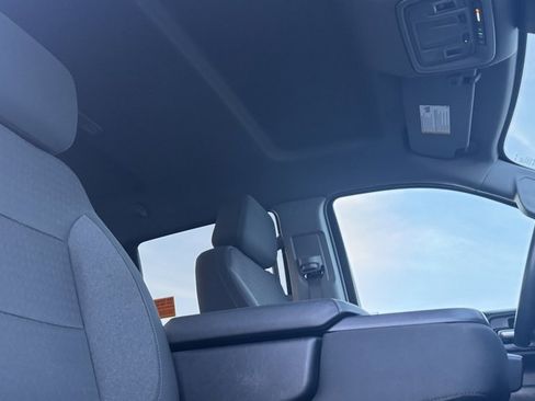 Used 2022 Chevrolet Silverado 1500 Custom image 20