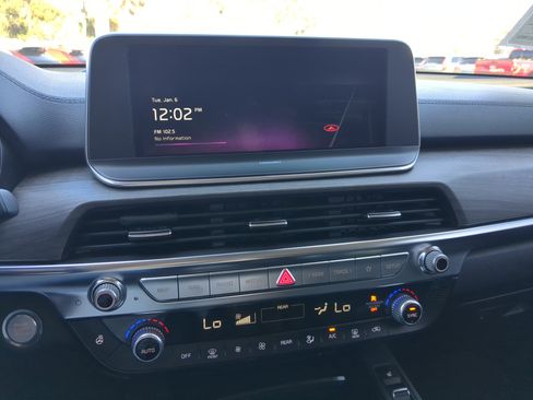 Used 2022 Kia Telluride EX w/ EX Premium Package image 19