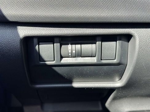 Certified 2025 Subaru Forester Premium image 30